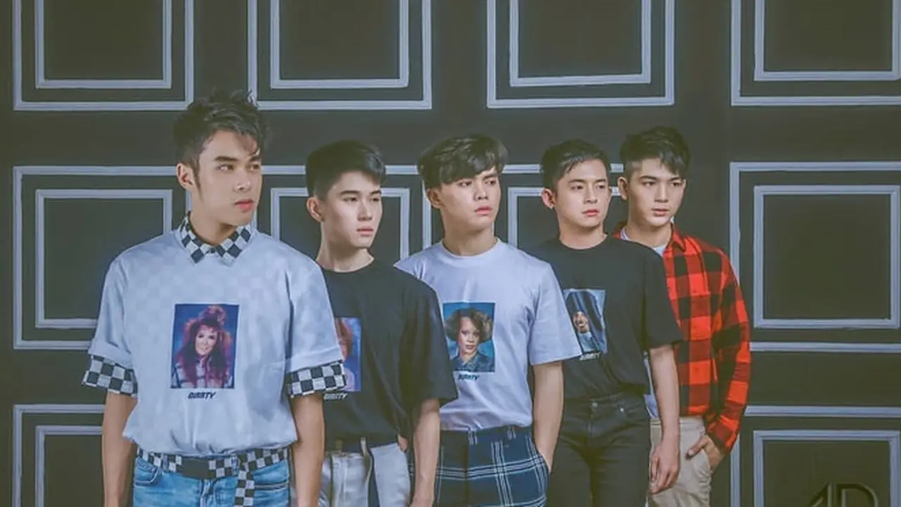 6 Potret Michael Chandra, Member Boygroup Indo yang Punya Style Korea