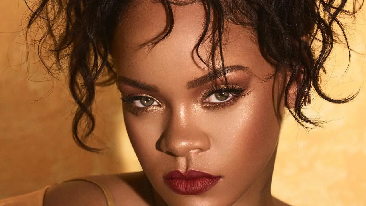 [Bintang] Rihanna