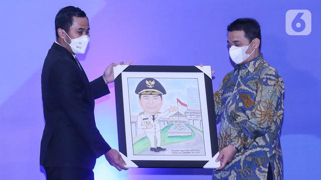 Karikatur Adalah Penggambaran Objek dengan Cara Melebih-Lebihkan, Ini