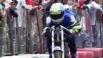 Pembalap drag race tak bekerja sendiri. Ia didukung pencari bakat dan mekanik andal untuk menang. Mereka yang berbakat ternyata diasah dari balap liar sebelum menjuarai ajang drag race sesungguhnya.