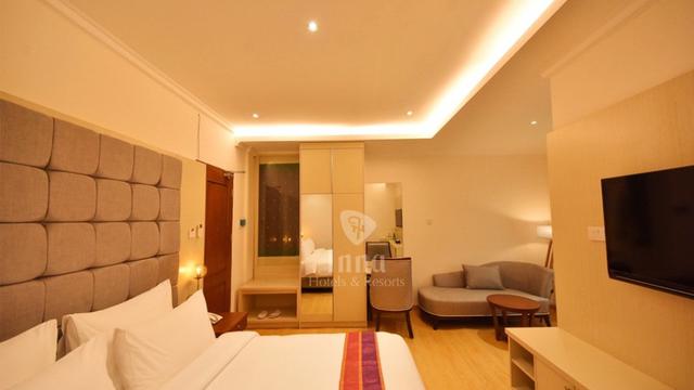 PT Hotel Indonesia Natour (Persero)/HIN mengoperasikan Hotel Inna Ombilin Heritage