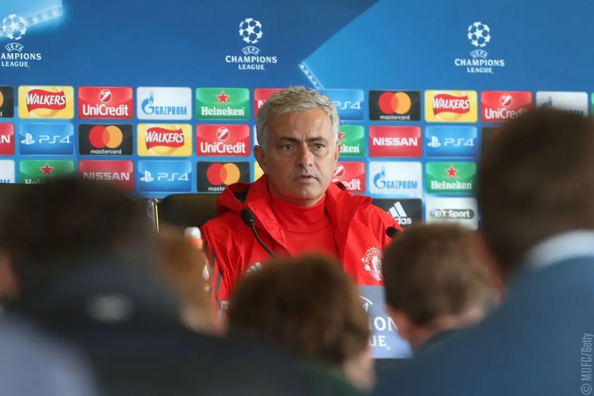 Jose Mourinho Tidak Ingin Motivasi Lawan Manchester United