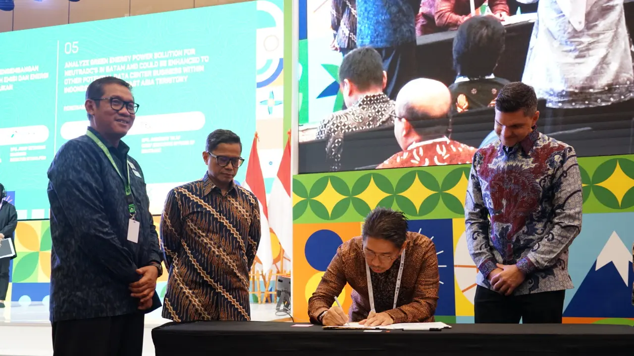 PT Pertamina Geothermal Energy Tbk atau PGE (PGEO) rampungkan kesepakatan dengan PT Schlumberger Geophysics Nusantara dengan penandatanganan MoU kerja sama. (Foto: PGE)