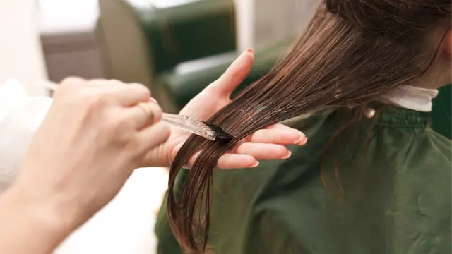 Kapan Waktu Terbaik ke Salon Rambut dan Ragam Perawatannya