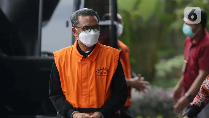 FOTO: Pasca Ditahan KPK, Nurdin Abdullah Jalani Pemeriksaan Perdana