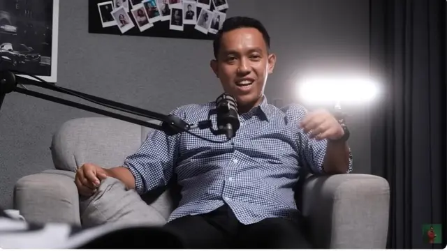 Sespri Iriana Jokowi Ungkap Pengalaman Uniknya, Pernah Ditilang Polisi Saat Kawal Ibu Negara di Solo.  foto: Youtube Fadi Iskandar