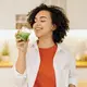 Kenapa detoks tubuh itu penting? Selain menghilangkan racun dari tubuh, detoks tubuh juga sebagai salah satu cara untuk mencegah penyakit. Detoks tubuh dapat dilakukan secara konsisten agar tetap sehat atau boost wellness. (Foto/dok: Pexels/mikhailnilov)