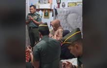 Momen Jenderal TNI Darah Kopassus Bertemu Perempuan Usia 107 Tahun Keturunan Rasulullah SAW, Cium Tangan lalu Didoakan