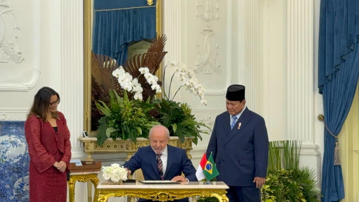Prabowo Sambut Presiden Brasil Lula da Silva di Istana Merdeka