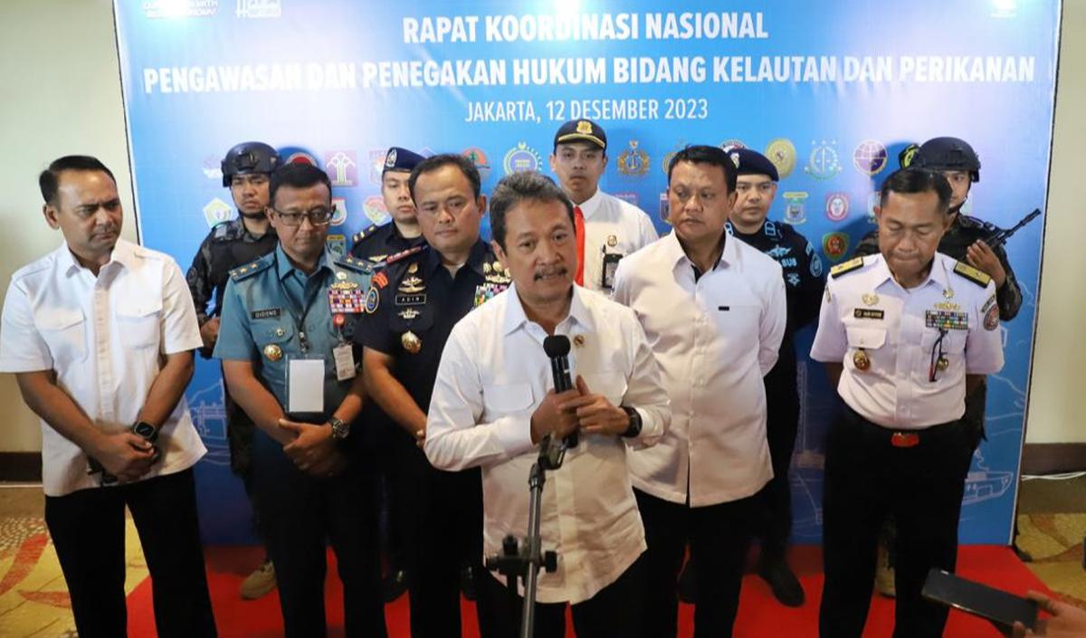 "Padahal 105 itu tetap miskin, itu ada rumusannya. Rumusannya itu kalau kita isi angka-angka ujungnya sama dengan miskin,"&nbsp;