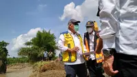 Menteri Pekerjaan Umum dan Perumahan Rakyat (PUPR), Basuki Hadimuljono, meninjau banjir Medan