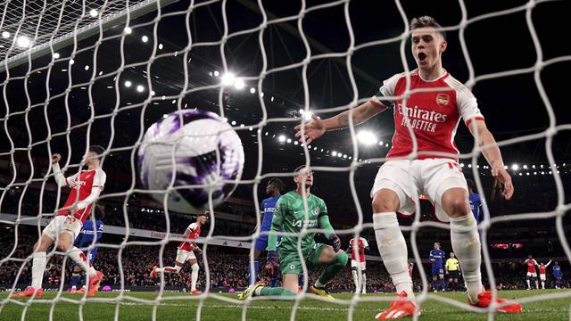 Foto: Tanpa Ampun, Arsenal Hajar Chelsea Hingga Babak Belur di Liga Inggris