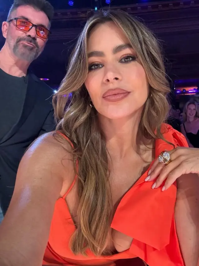Sofia Vergara tampil menawan, rumor dengan Lewis Hamilton mencuat. (credit: instagram.com/sofiavergara)