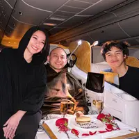 Bunga Citra Lestari Saat Rayakan Ulang Tahun ke-45 Tiko Arya Wardhana. [@itsmebcl]