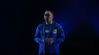 Gubernur Jawa Barat Ridwan Kamil memberi sambutan di acara perkenalan tim Persib Bandung musim 2019. (Huyogo Simbolon)