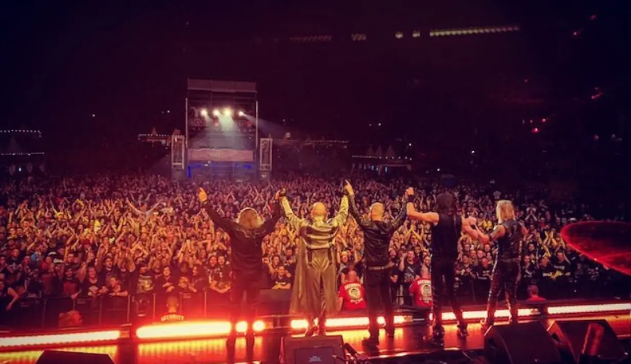 Indonesia memasuki tahun politik jelang Pemilihan Presiden (Pilpres) saat konser digelar. Anas berharap, kedatangan Judas Priest bisa melahirkan harmoni kebersamaan di tengah hiruk pikuk pemilu 2019 nanti. (instagram/judaspriest)