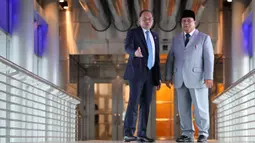 Presiden Republik Indonesia, Prabowo Subianto tiba di Malaysia pada Senin 27 Januari 2025 pagi usai kunjungan kenegaraan ke India. (HASNOOR HUSSAIN/POOL/AFP)