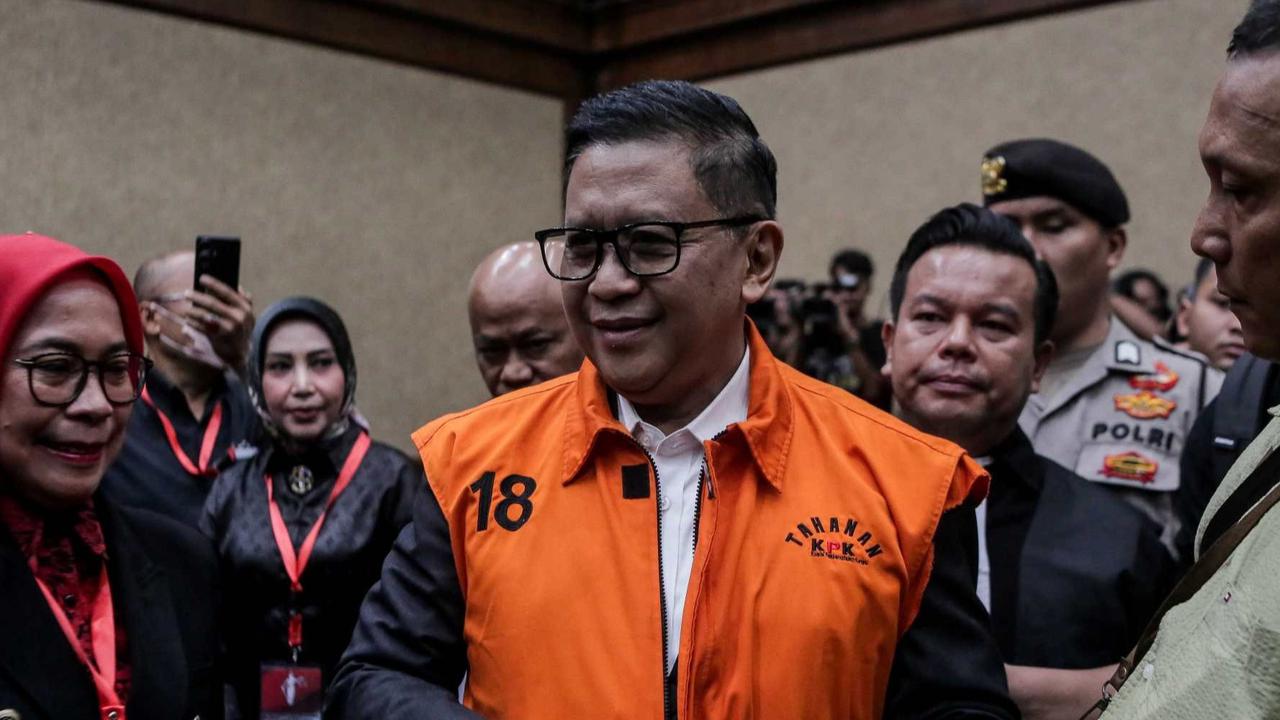 Baca Pleidoi, Hasto Kristiyanto Tuding Kasus yang Menjeratnya Dipengaruhi Politik Kekuasaan
