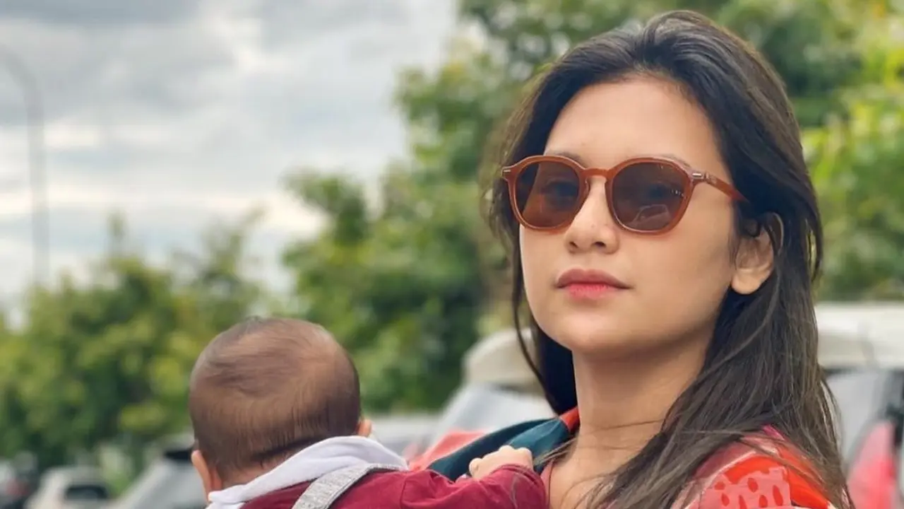 Indah Permatasari Makin Langsing