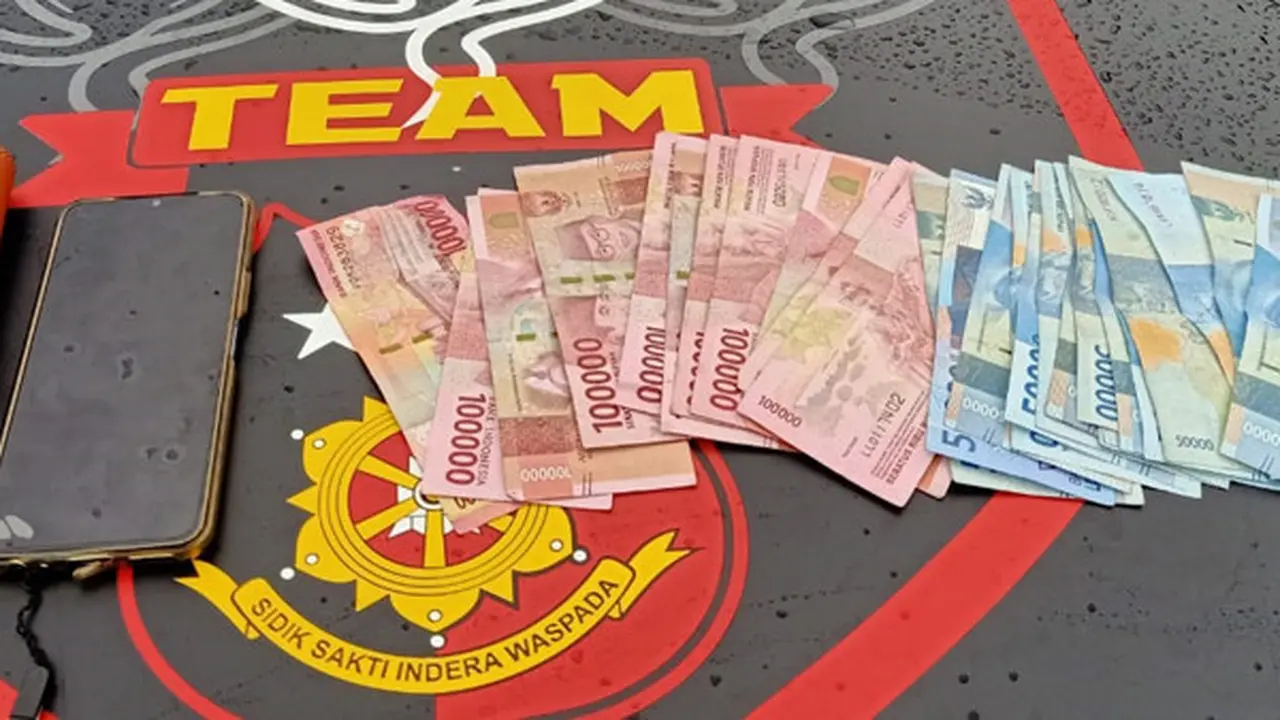 Pelaku beserta barang bukti sudah diamankan di Mapolres Bitung untuk diperiksa lebih lanjut.
