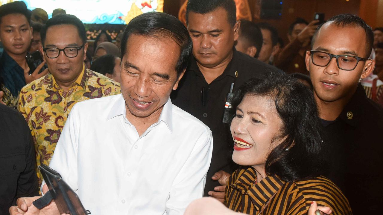 FOTO: Momen Jokowi Turun Gunung di Pilkada Jakarta, Blak-blakan Minta Paguyuban Pujakesuma Menangkan RK-Suswono