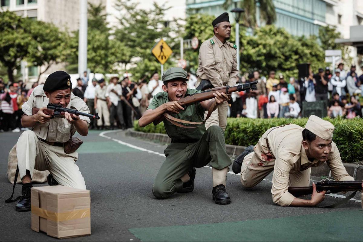 FOTO:  Aksi Heroik Serangan Umum Surakarta 1949 Warnai Car Free Day  Bundaran HI