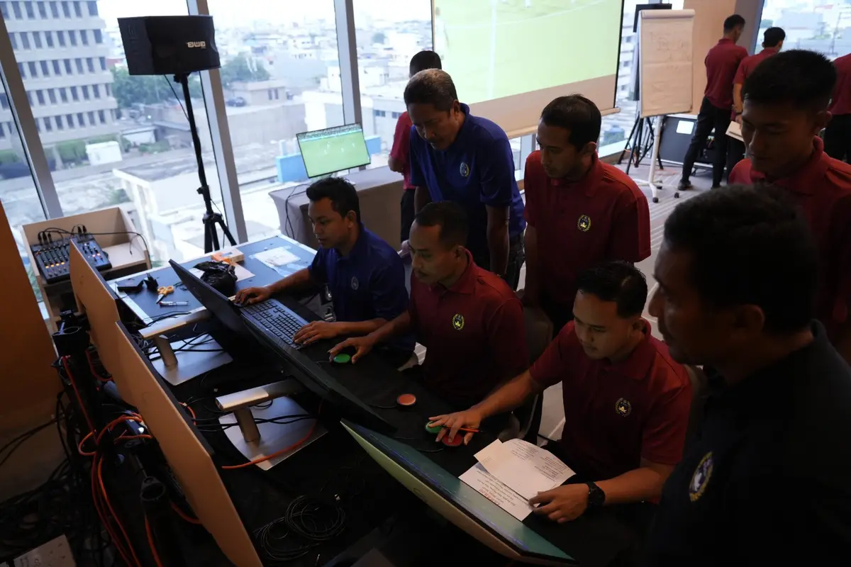 Pelatihan VAR untuk wasit Liga 2 dan 3