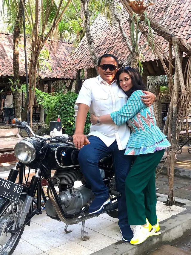 [Fimela] Bella Saphira dan Agus Surya Bakti