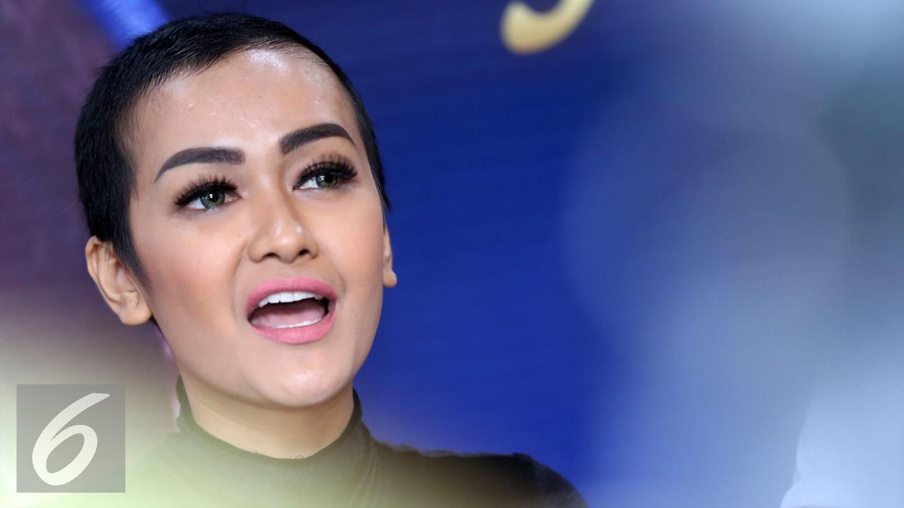 Julia Perez alias Jupe