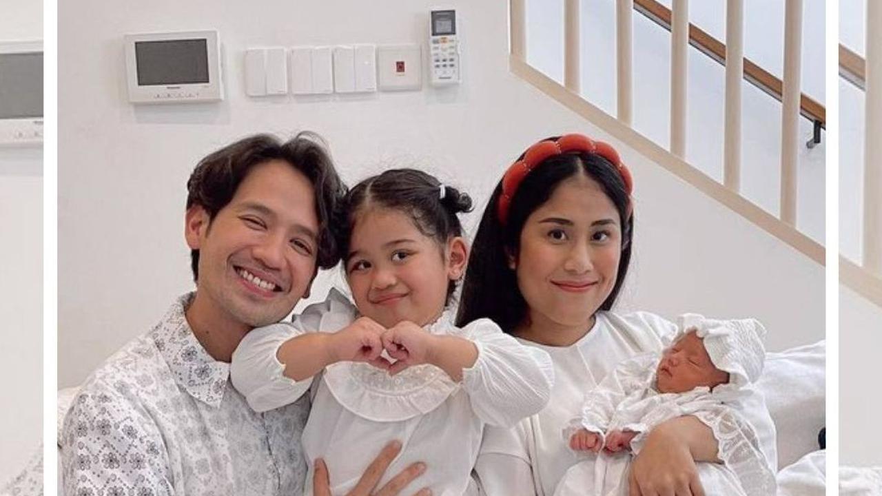 Gya Sadiqah menikah dengan aktor Tarra Budiman pada tahun 2017