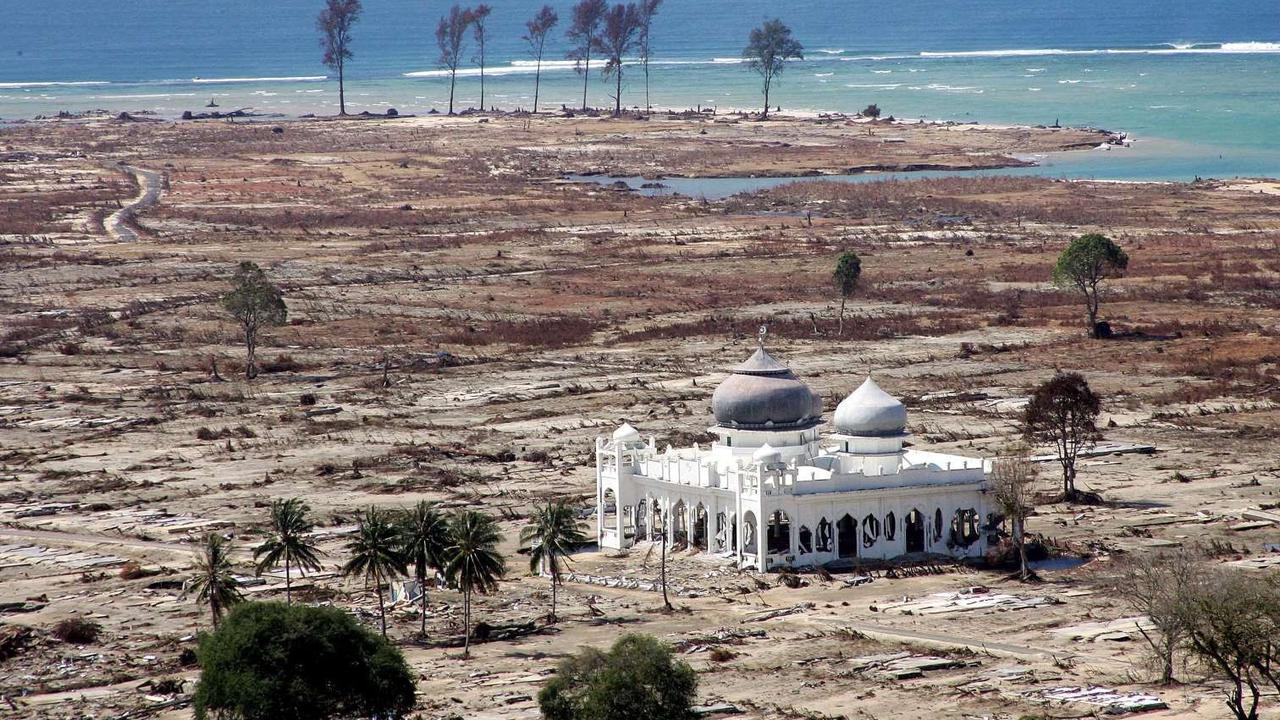 Potret Pilu Kehancuran Akibat Tsunami Aceh 20 Tahun Lalu