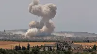 Ilustrasi serangan udara di provinsi Idlib Suriah yang bergejolak (AFP/Omar Haj Kadour)