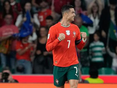 Selebrasi Cristiano Ronaldo dalam laga Kualifikasi Piala Dunia 2026 antara Portugal vs Hungaria, Rabu (15/10/2025).&nbsp;(AP Photo/Armando Franca)