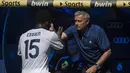 1. Jose Mourinho - Pelatih asal Portugal ini melihat bakat Michael Essien di Lyon dan memboyongnya ke Chelsea. Kecocokan keduanya berlanjut ketika The Special One turut memboyong gelandang asal Ghana ini ke Real madrid. (AFP/Dani Pozo) 