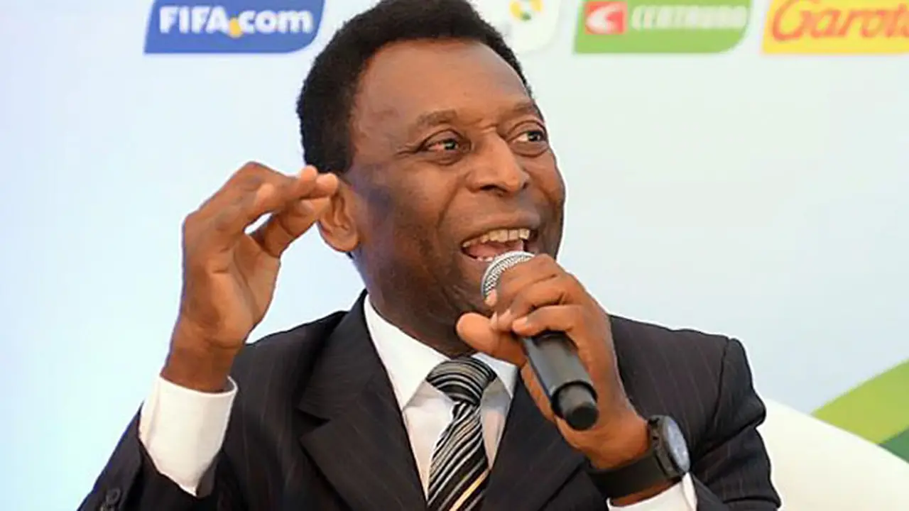 pele-131122b.jpg