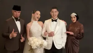 Penampilan Mulan Jameela di resepsi Al Ghazali. (sumber: YouTube/AHMADDHANIDALAMBERITA)