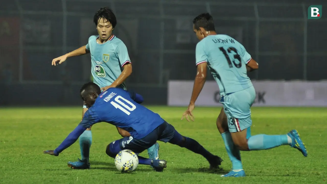 Arema vs Persela Lamongan