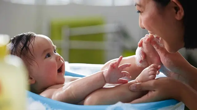 Mandikan Bayi, Stimulus Perkembangan Kognitifnya