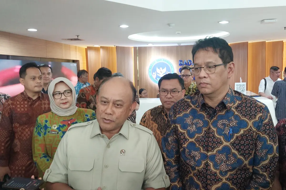 Kepala Badan Gizi Nasional (BGN) Dadan Hindayana dan Menteri Keuangan Purbaya Yudhi Sadewa di Kantor BGN. (Foto: Liputan6.com/Arief RH)