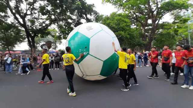 Kirab Trofi Piala Dunia U-17