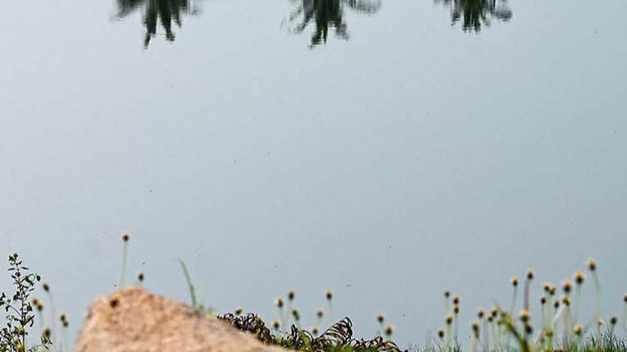 Salah satu komponen utama dari kesuksesan pengolahan sampah yang dilakukan Singapura adalah Pulau Semakau.