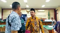 Gus Muhdlor Terisak Bacakan Pleidoi, Berharap Bebas dari Tuntutan Hukum