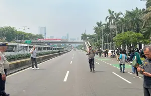 Jalan Gatot Subroto Depan DPR Ditutup Jelang Demo 27 Agustus