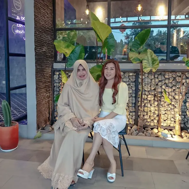 7 Kebersamaan Ibunda Larissa Chou dan Ibu Alvin Faiz, Selalu Tampil Akrab