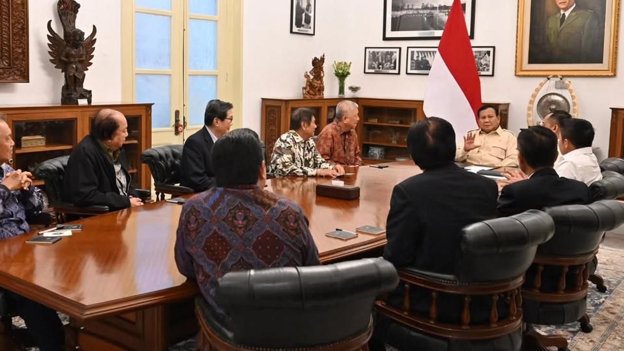 VIDEO: Momen Prabowo Temui 8 Orang Terkaya Indonesia, Ada Apa?