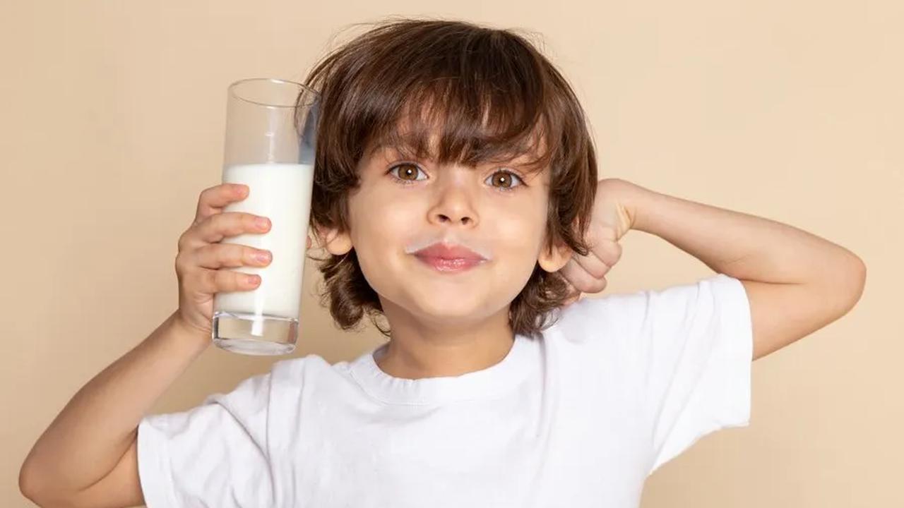 1. Susu: Sumber Kalsium yang Tak Tertandingi