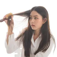 Mencegah rambut rontok/copyright shutterstock