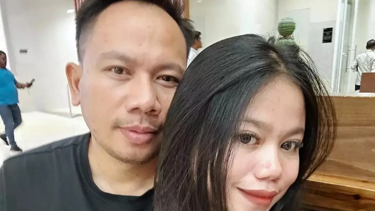 Potret Artis dan Seleb Ganteng dengan Anak Gadisnya, Putri Vicky Prasetyo Makin Cantik