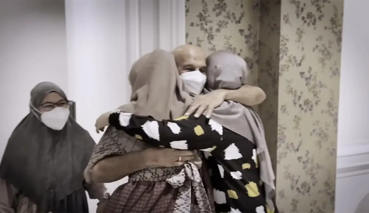 Mark Sungkar, Shireen, Zaskia dan Ukasya (Youtube/The Sungkars Family)