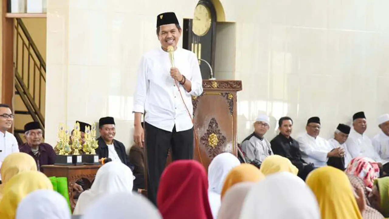 Ceramah Tentang Ibu, Dedi Mulyadi Buat Jemaah Termehek-mehek 